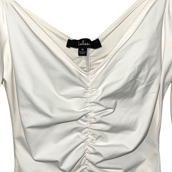 Lulus Womens V-Neck Ruched Stretch Long‎ Sleeve Bodysuit White Medium - Picture 2 of 7